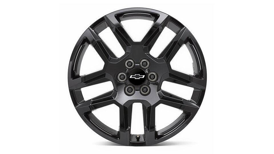 Estiliza el diseño exterior de tu Chevrolet Blazer 2025 con el rin de aluminio de 20 pulgadas con 5 brazos en negro
