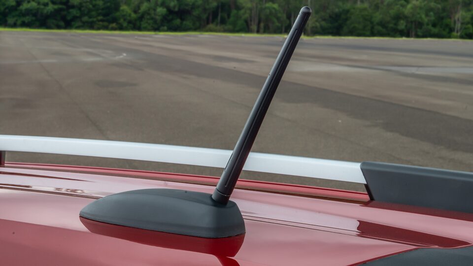 Tu pickup compacta Chevrolet Montana 2025 necesita una antena deportiva de techo